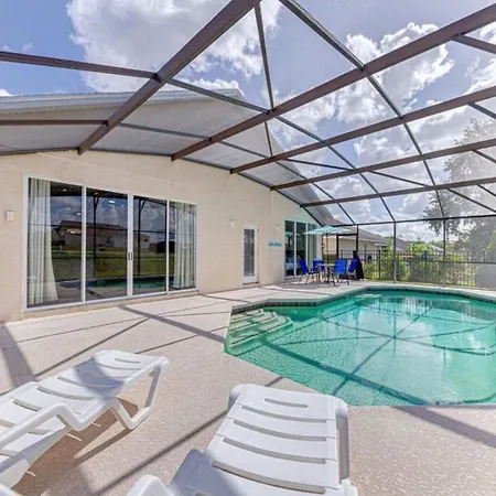 Open Plan Pool Home Sleeps 12